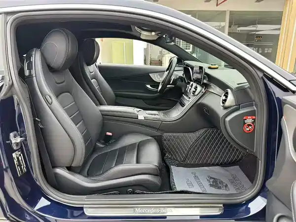 Mercedes-Benz C-Class 2019