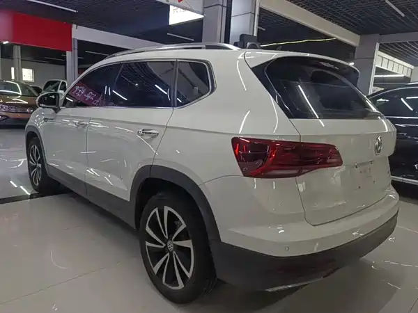 Volkswagen Tharu 2019