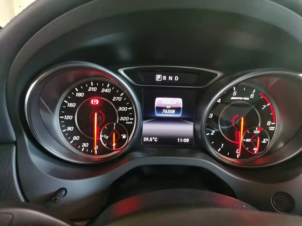 Mercedes-Benz CLA AMG 2019 — фото 13
