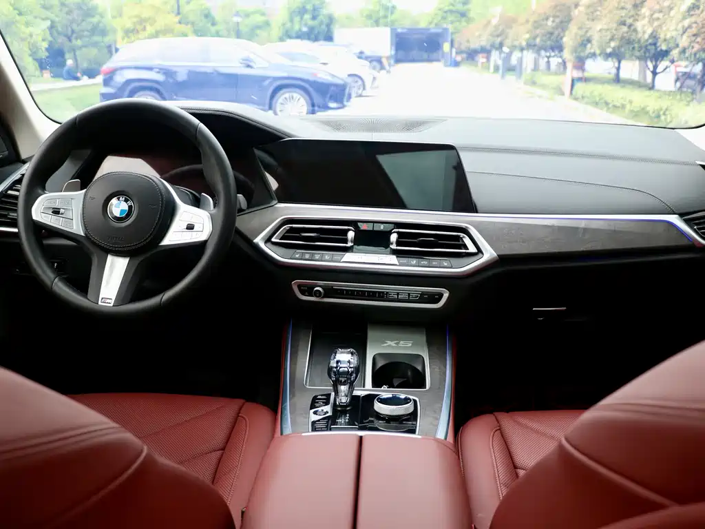 BMW X5 2023 — фото 12