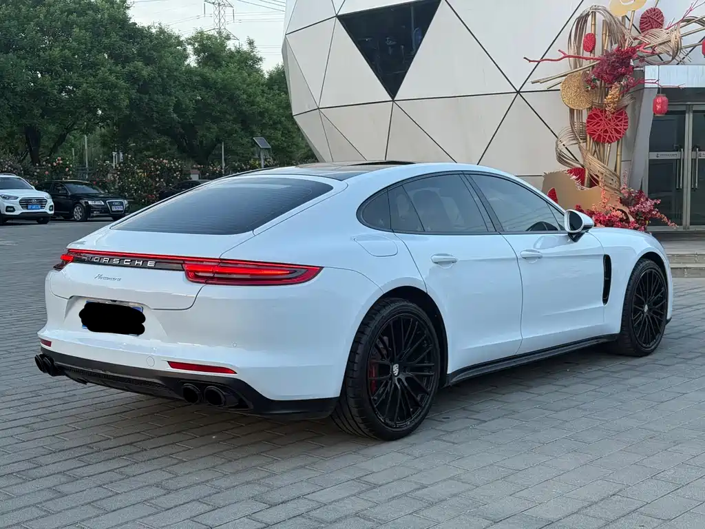Porsche Panamera 2019 — фото 4