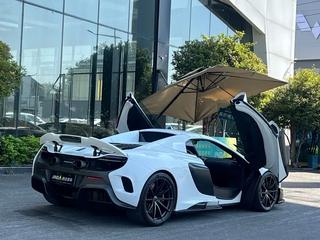 McLaren 675LT 2017 — фото 10