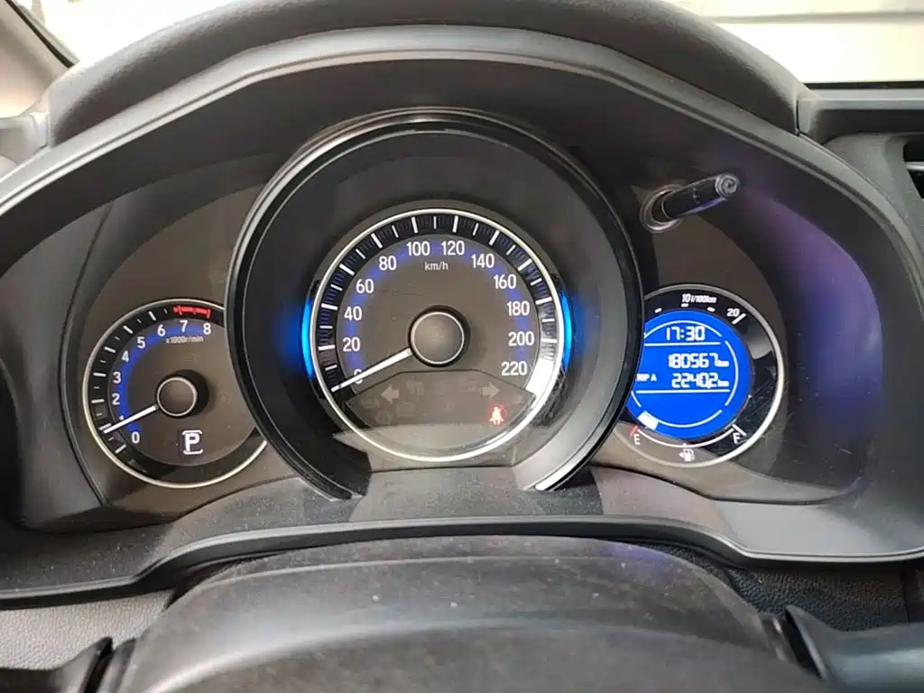 Honda Fit 2017 — фото 12