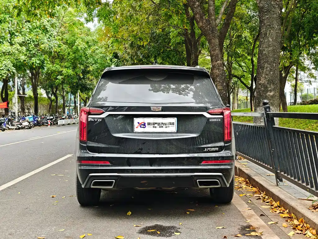 Cadillac XT6 2021 — фото 5