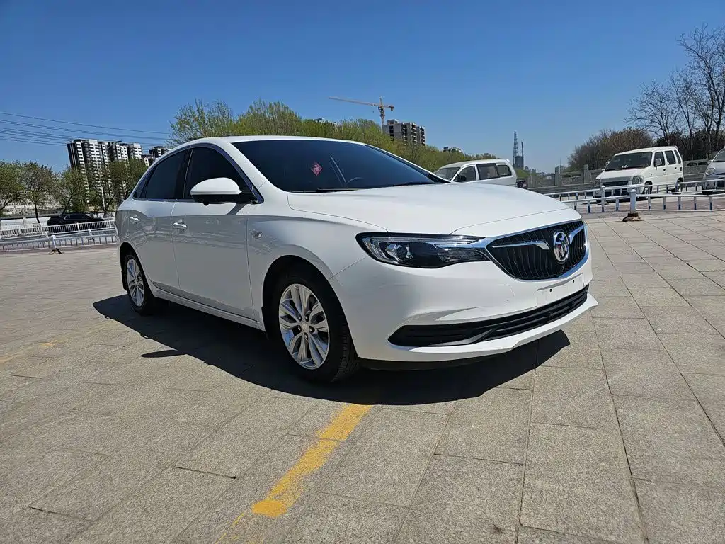 Buick Excelle 2022 — фото 12