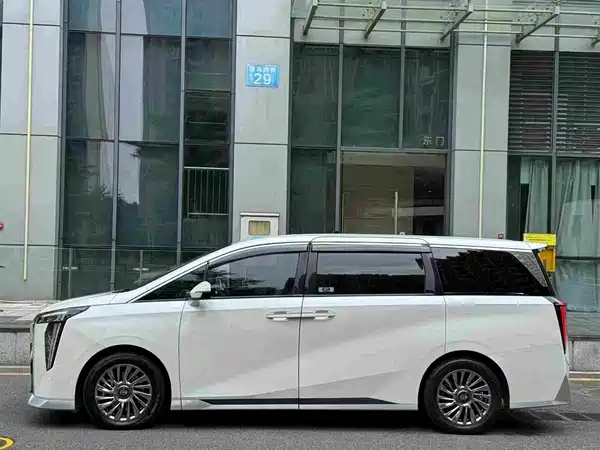 GAC Trumpchi M8 2023