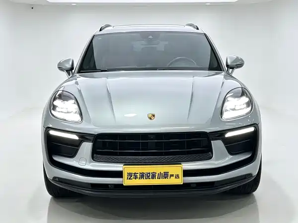 Porsche Macan 2022