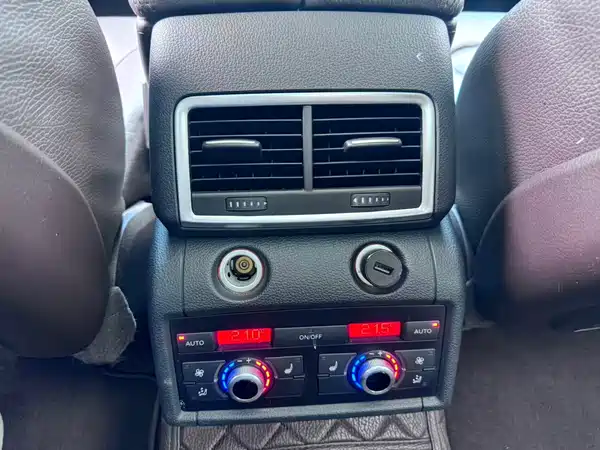 Audi Q7 2012