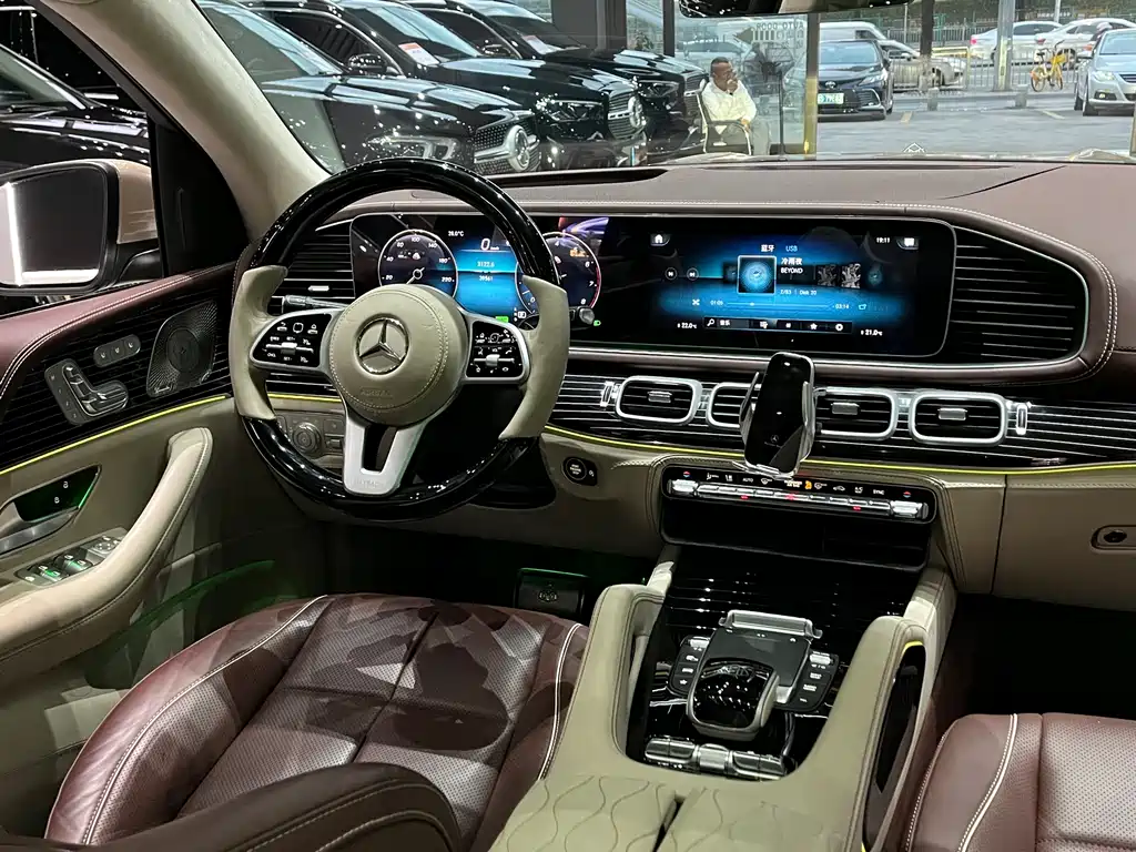Mercedes-Benz GLS 2023 — фото 18