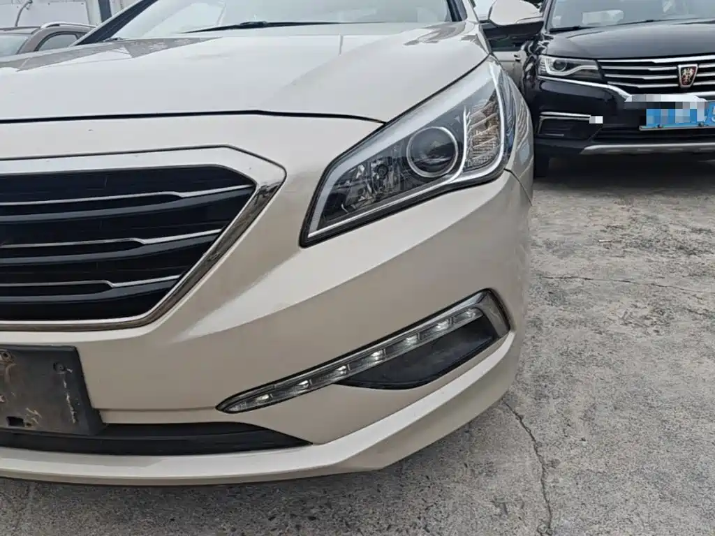 Hyundai Sonata 2015 — фото 24