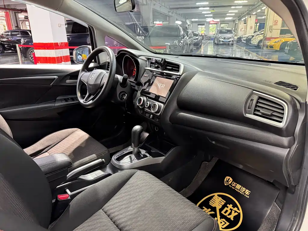 Honda Fit 2018 — фото 11