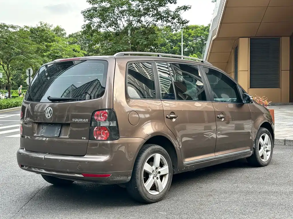 Volkswagen Touran 2013