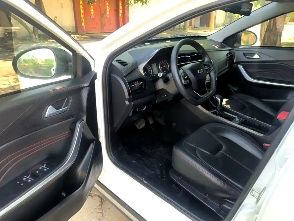 Chery Tiggo 3x 2021 — фото 16