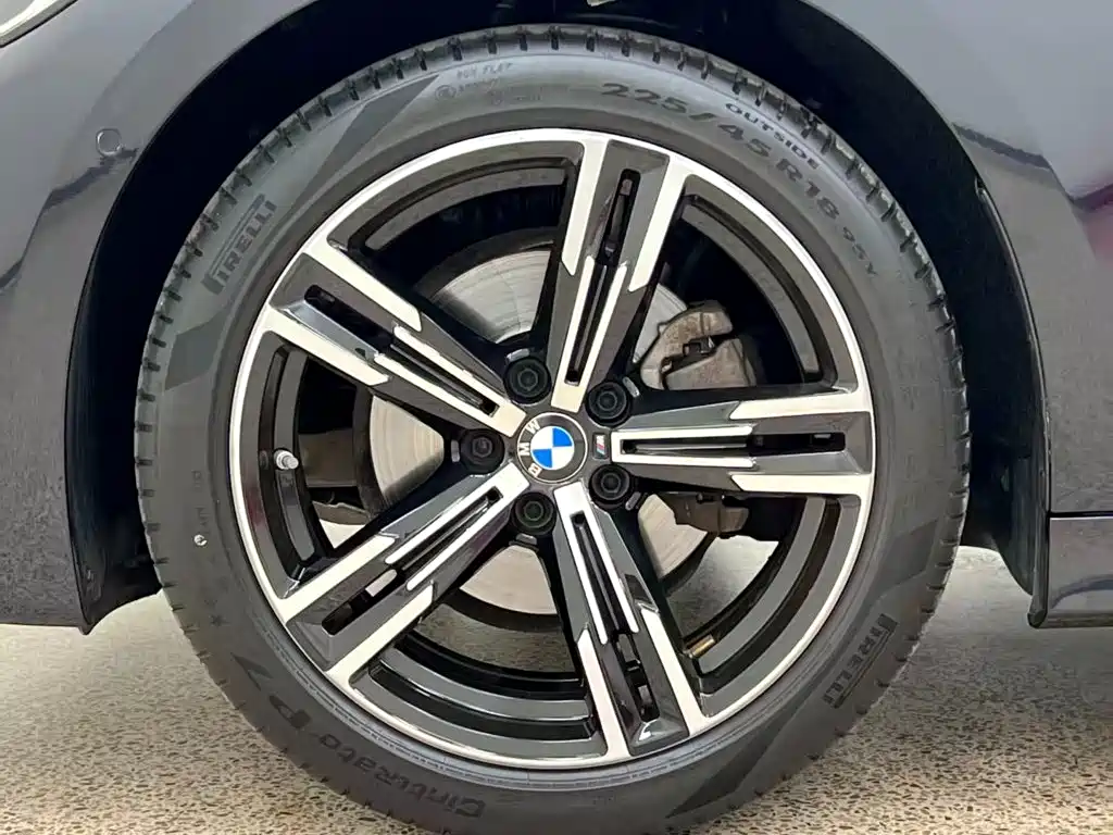 BMW 3 Series 2021 — фото 9