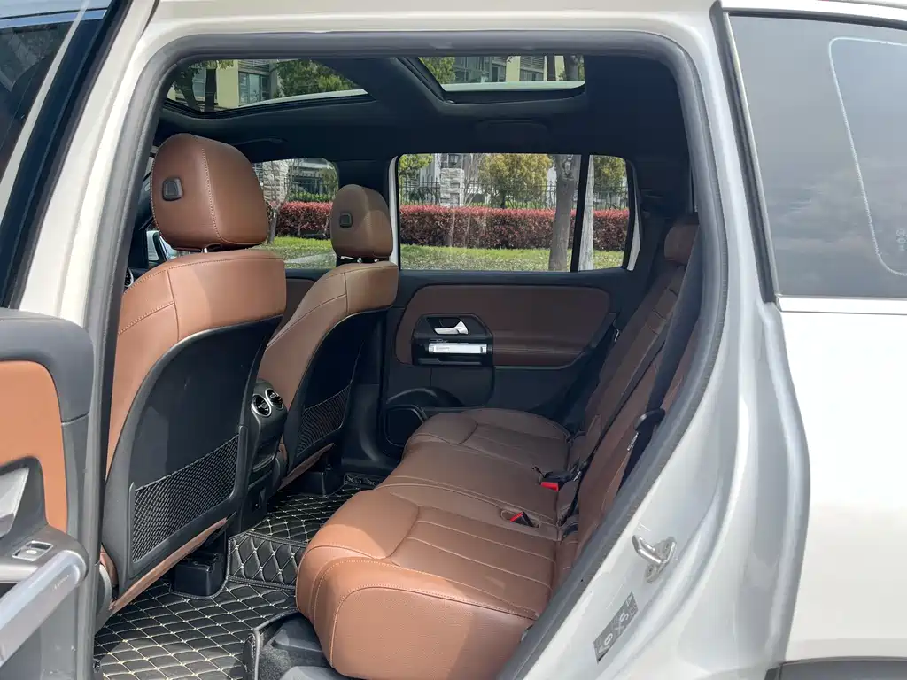 Mercedes-Benz GLB 2023 — фото 12