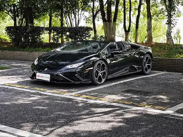Lamborghini Huracan 2021