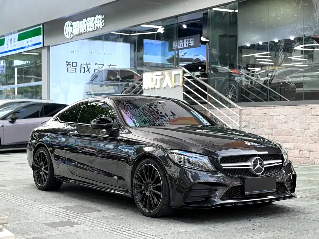 Mercedes-Benz C-Class AMG 2023 — фото 3