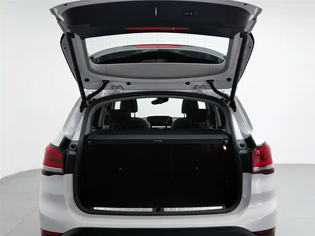 BMW X1 2020 — фото 16