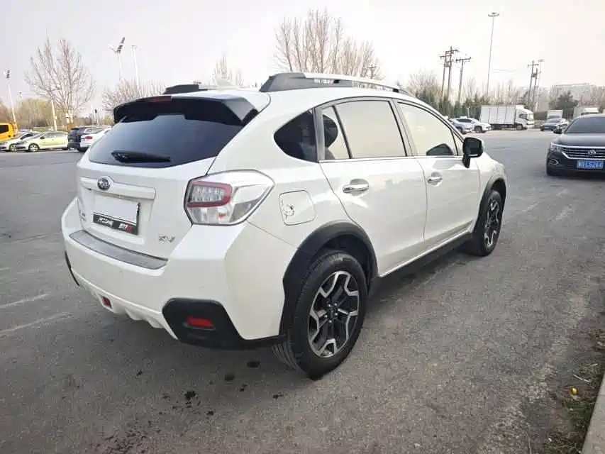 Subaru XV 2017 — фото 8