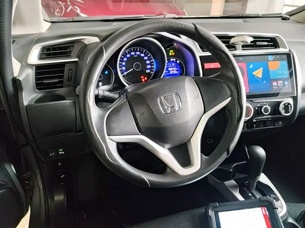 Honda Fit 2015 — фото 11