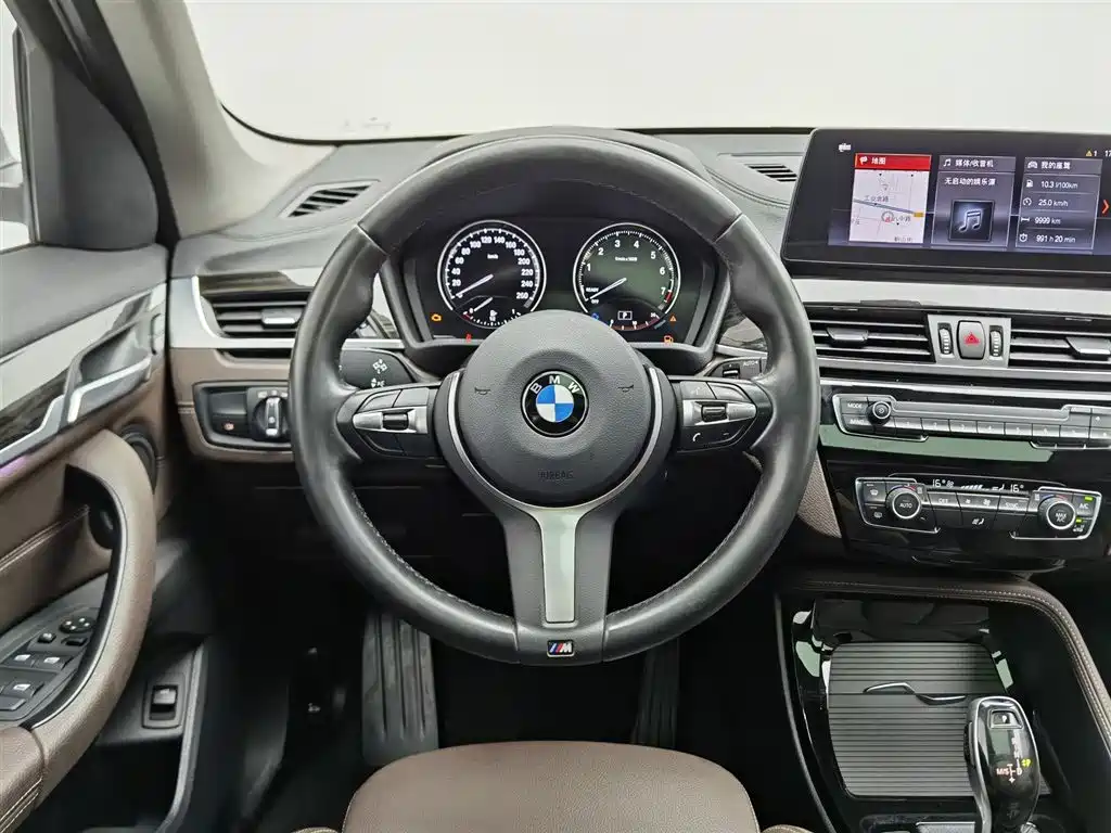 BMW X1 2020 — фото 11