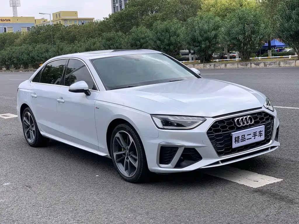 Audi A4L 2020 — фото 3