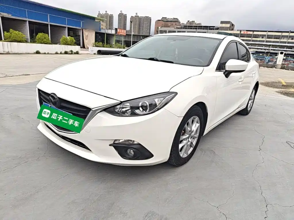 Mazda 3 Axela 2016