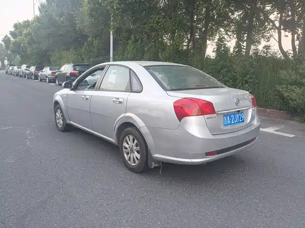 Buick Excelle 2013