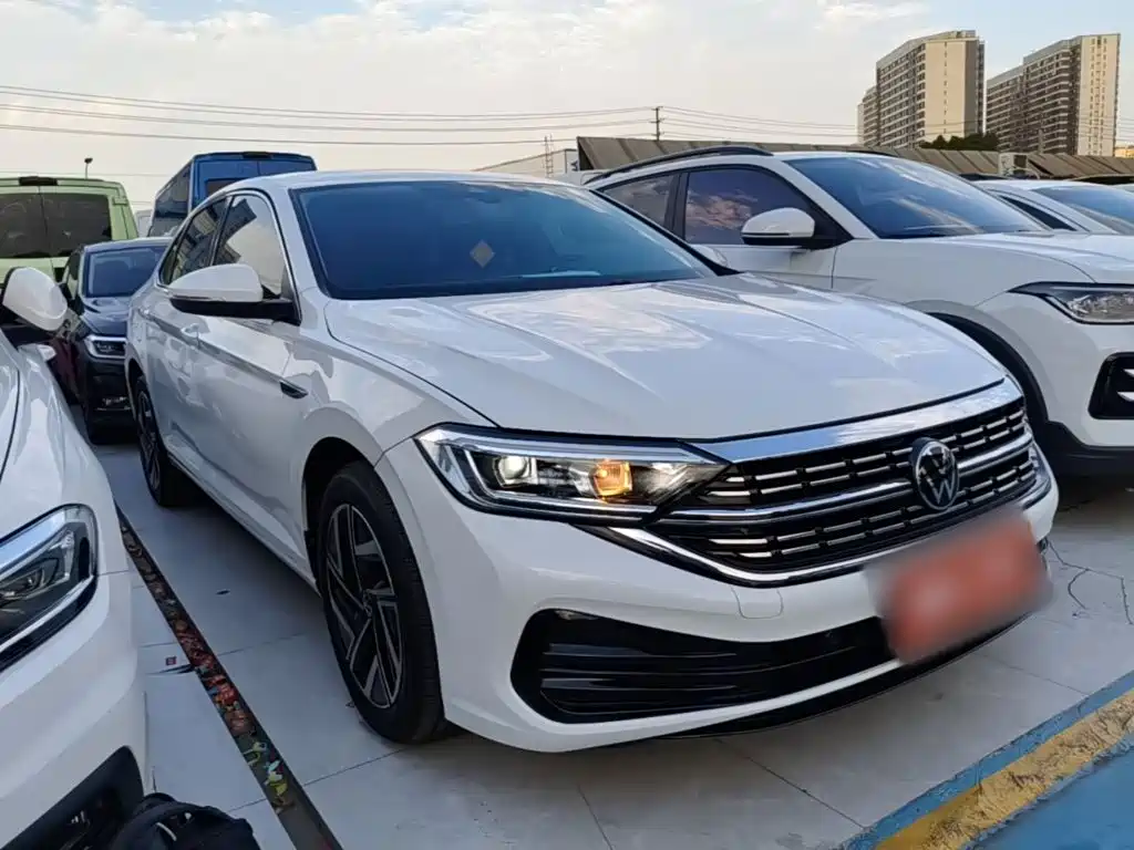 Volkswagen Sagitar 2024