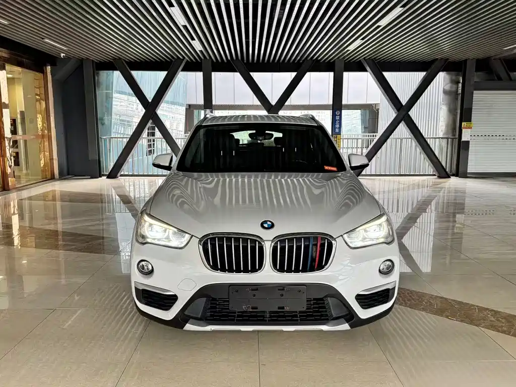 BMW X1 2018 — фото 2