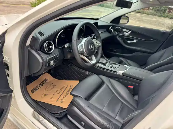 Mercedes-Benz C-Class 2020