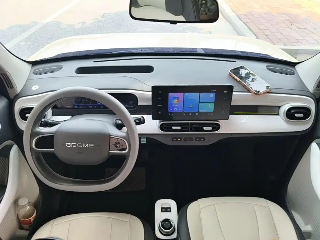 Geely Galaxy Panda 2026 — фото 10