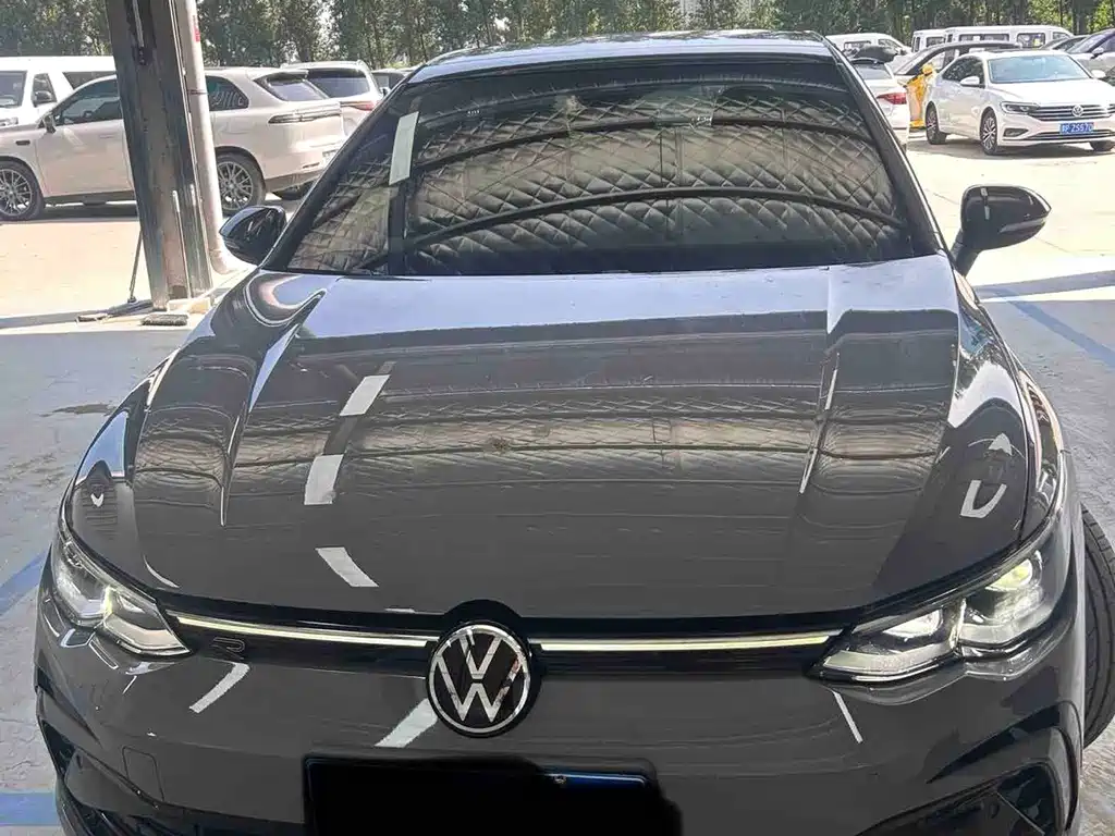 Volkswagen Golf 2022