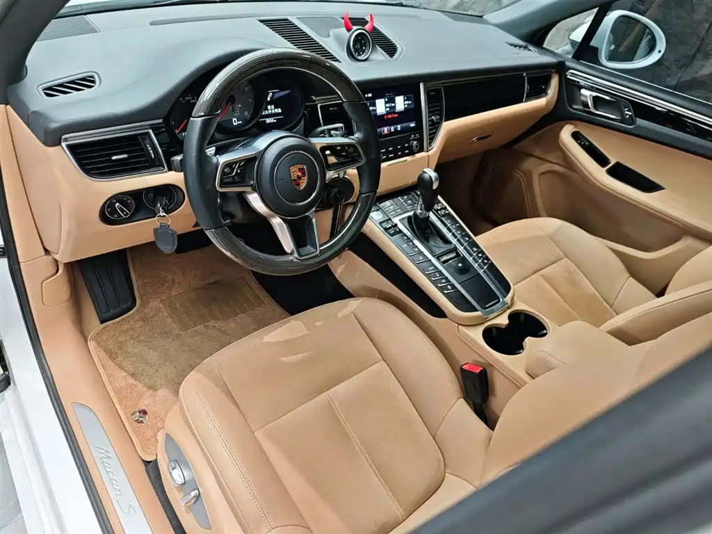 Porsche Macan 2017 — фото 6
