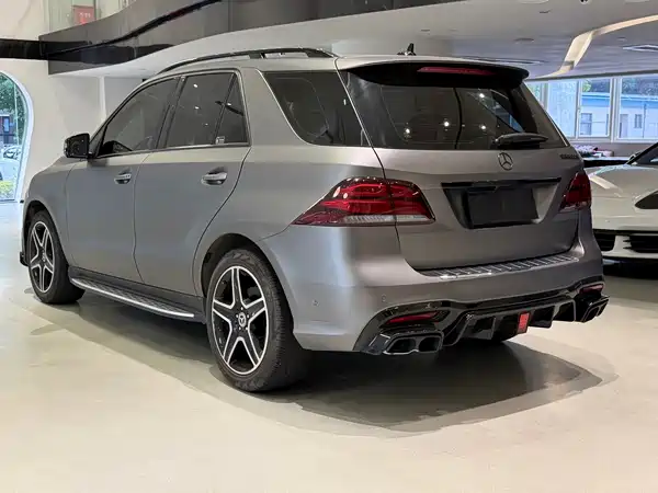 Mercedes-Benz GLE 2016