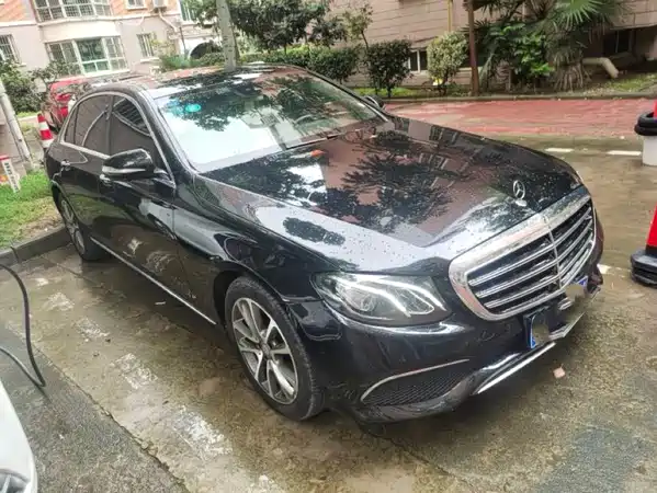 Mercedes-Benz E-Class 2017