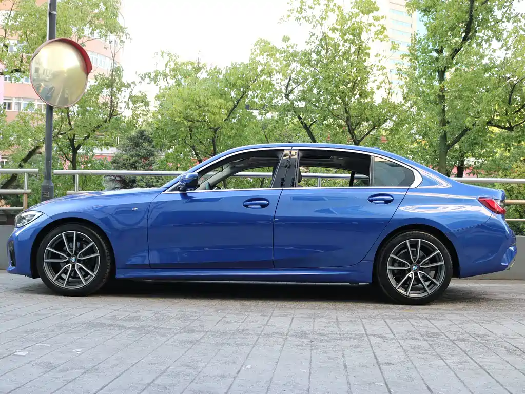 BMW 3 Series 2020