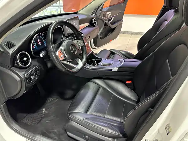 Mercedes-Benz C-Class 2021