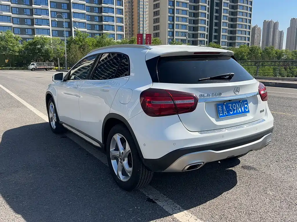 Mercedes-Benz GLA 2018 — фото 9