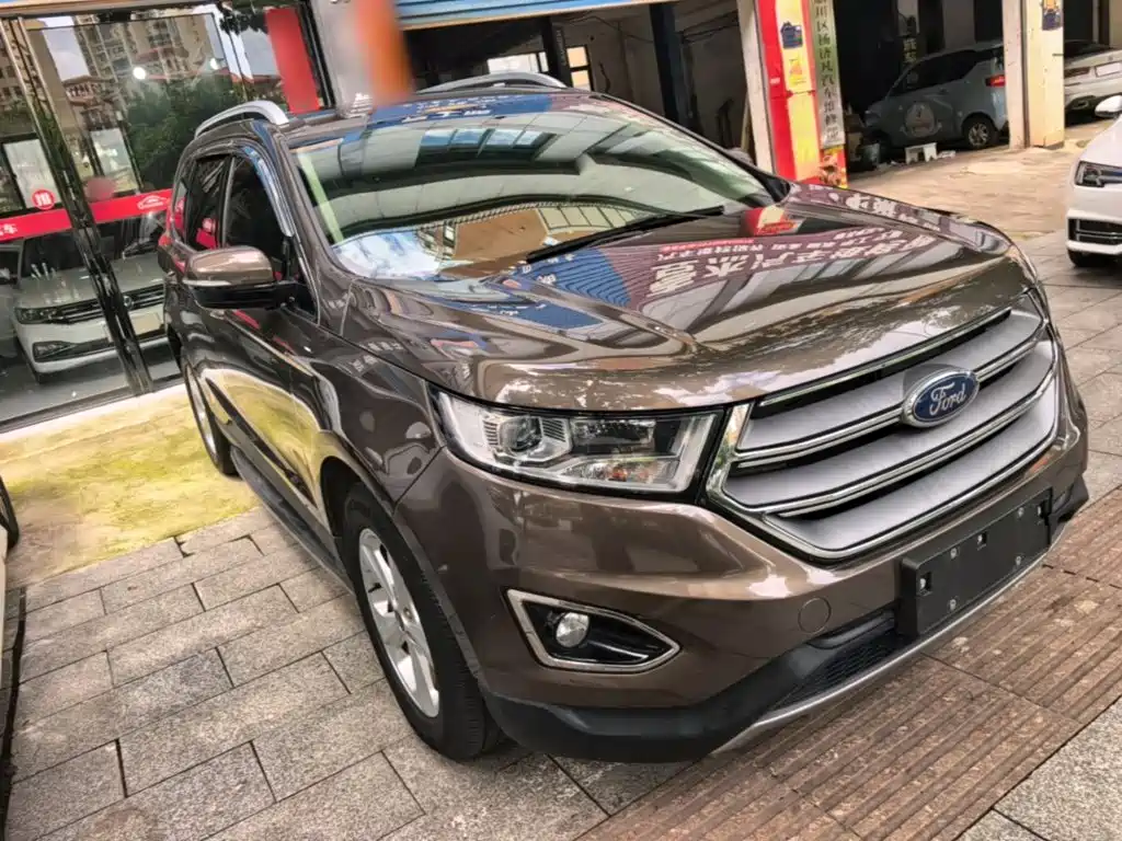 Ford Edge 2017 — фото 4