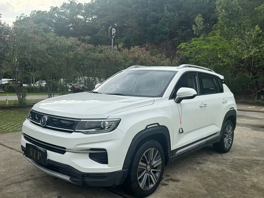 Changan CS35PLUS 2019 — фото 1