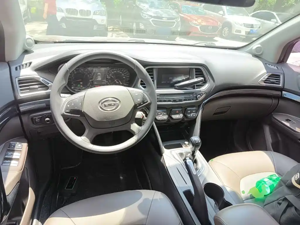 GAC Motor Trumpchi GS4 2017 — фото 10