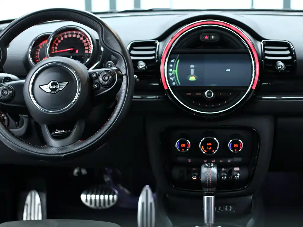 MINI JCW Clubman 2018 — фото 8