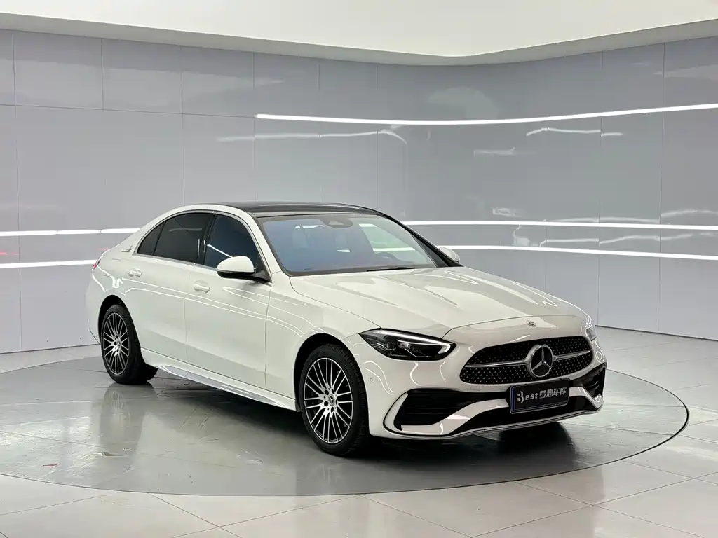 Mercedes-Benz C-Class 2023 — фото 3