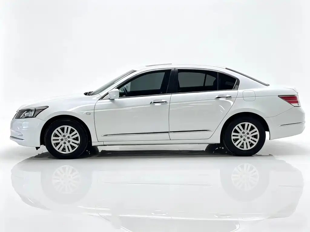 Honda Accord 2013 — фото 4