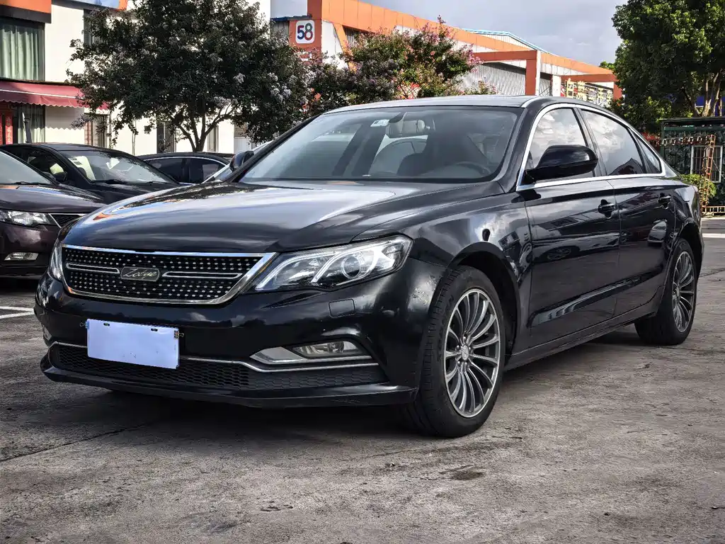 Zotye Z700 2018 — фото 1