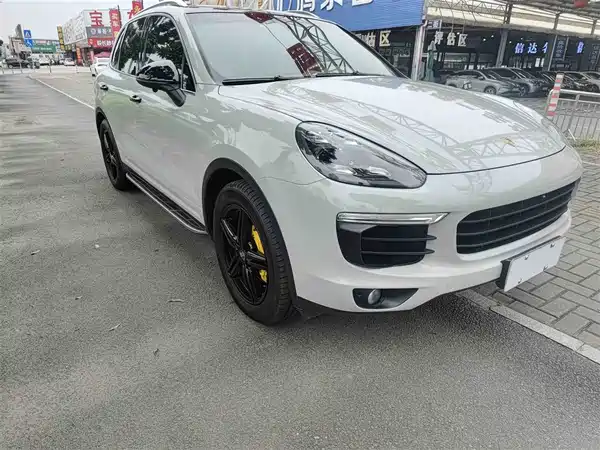 Porsche Cayenne 2016