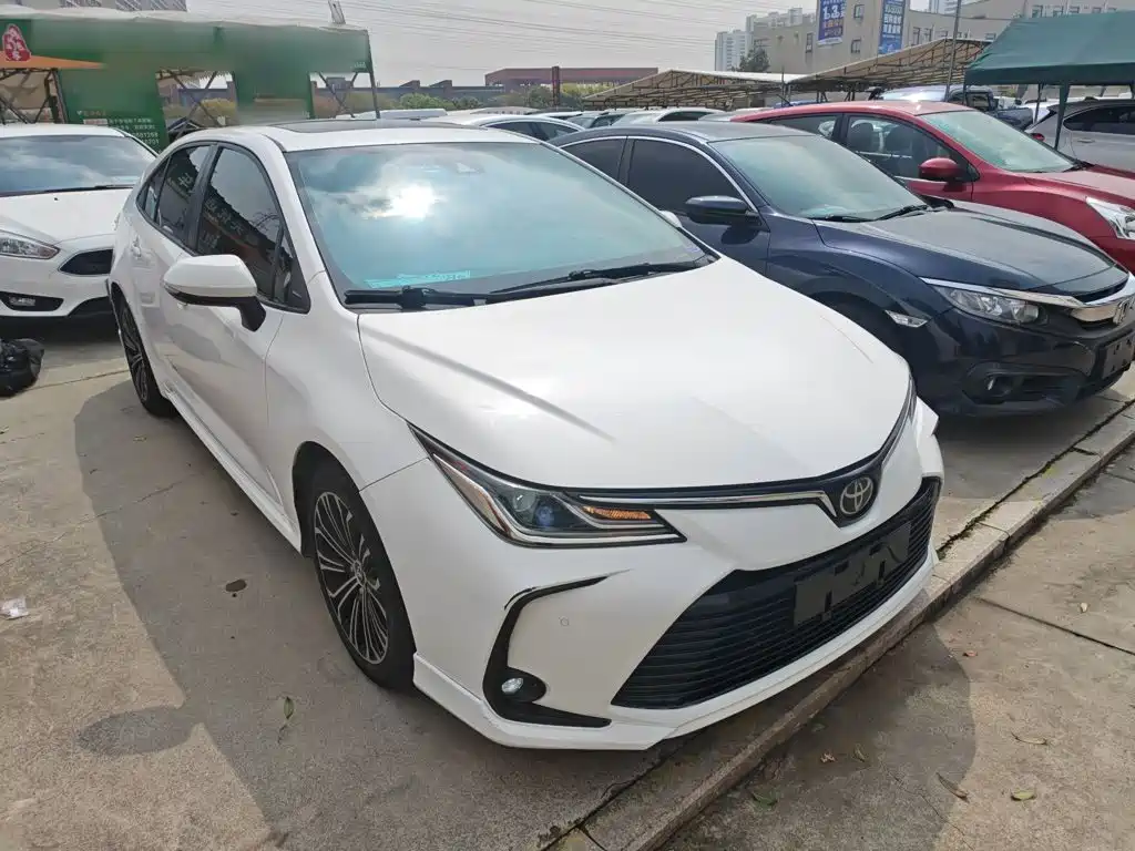 Toyota Corolla 2019 — фото 22