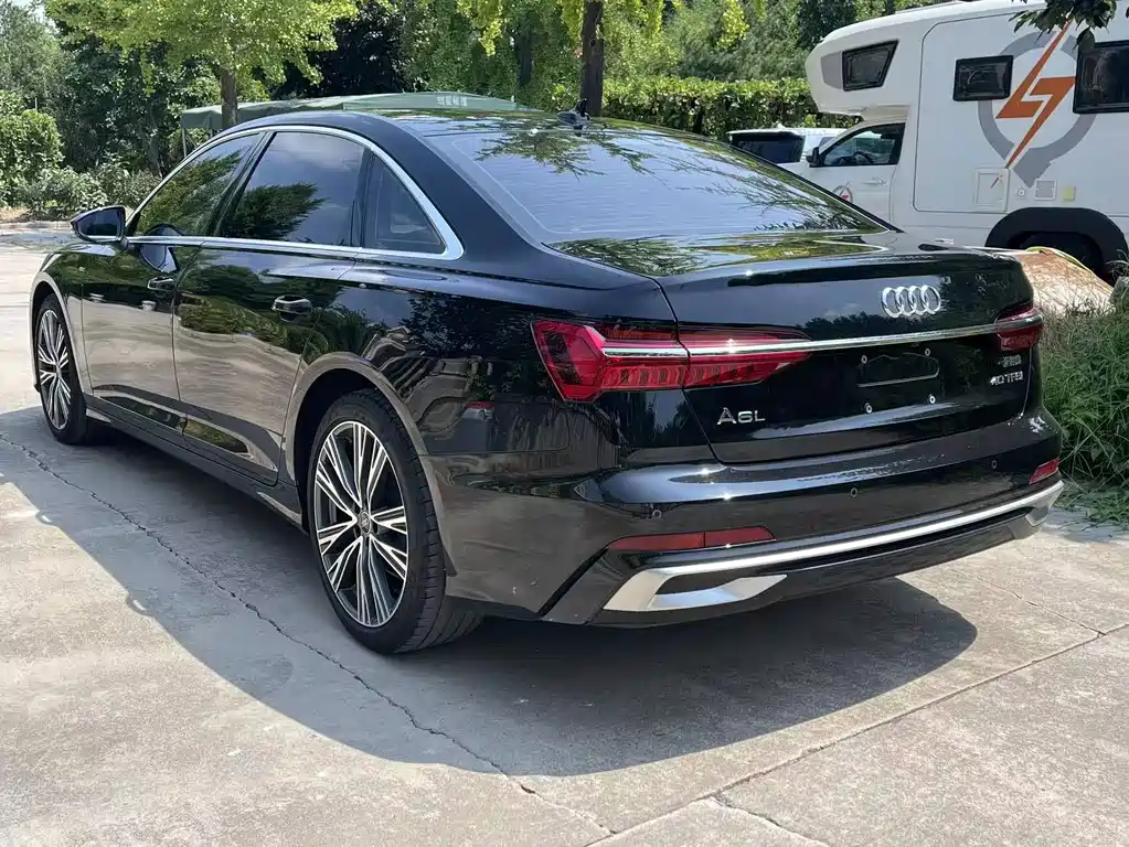 Audi A6L 2023 — фото 4