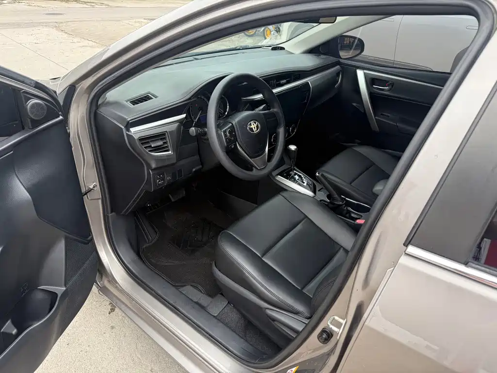 Toyota Corolla 2017 — фото 6